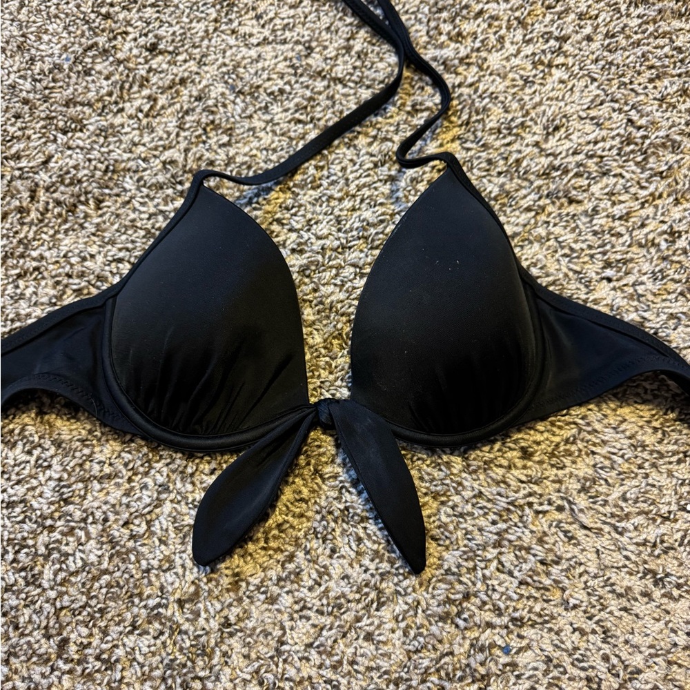 Shade & Shore Black Bikini Top